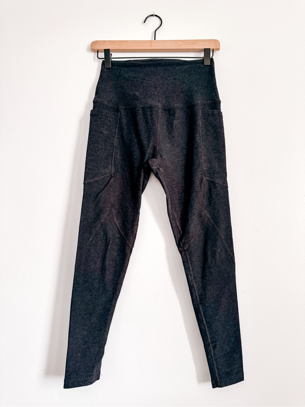 Beyond Yoga High Rise Black Pocket Leggings Size M